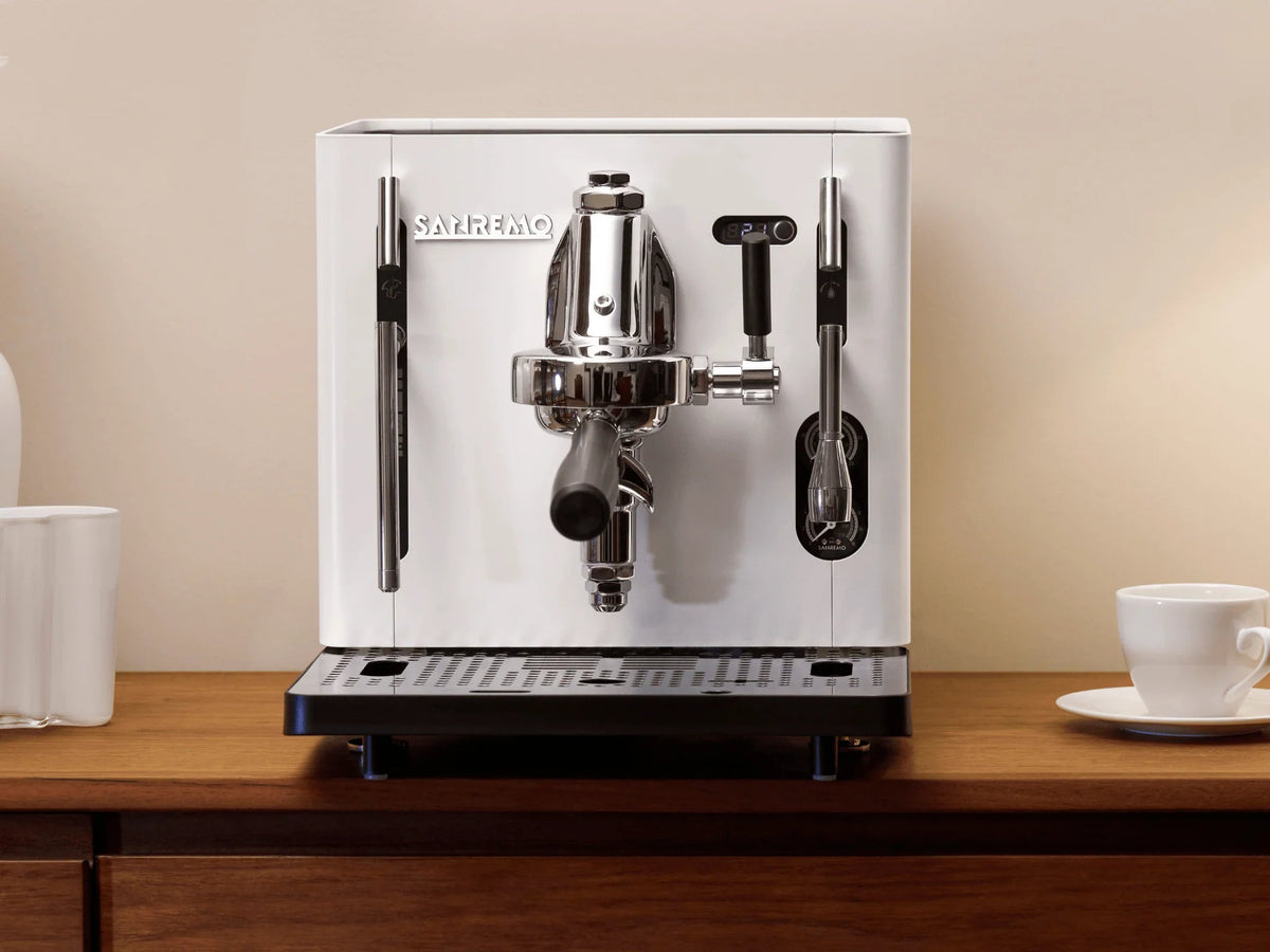 Sanremo Cube R espresso machine in Snow White